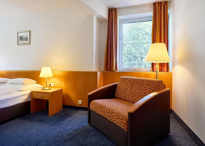 Strudlhof Hotel
