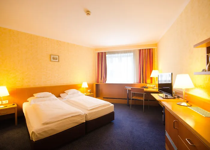 Strudlhof 4*