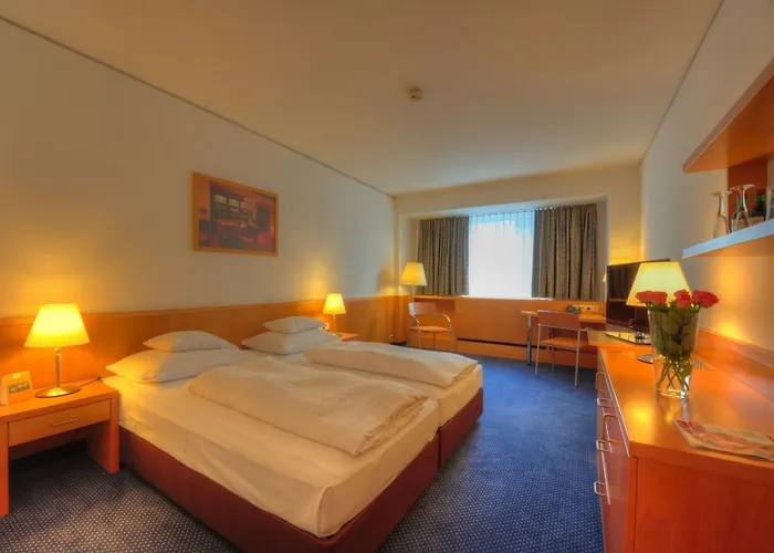 Strudlhof 4*